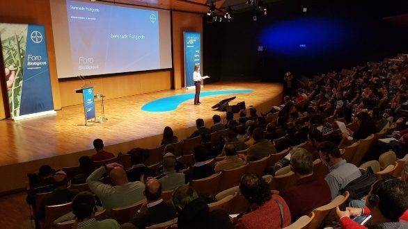 Soluciones biológicas en protección de cultivos y control de plagas