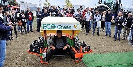 Ecogreen Italia presenta su línea Asparagus para la recolección de espárragos