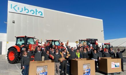 Kubota España recoge más de 600 kilos de alimentos para comedores sociales