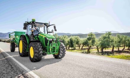 John Deere presenta el nuevo tractor 5M