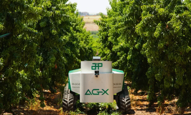 El primer tractor autónomo hecho en Cataluña se lanzará al mercado a finales de este año
